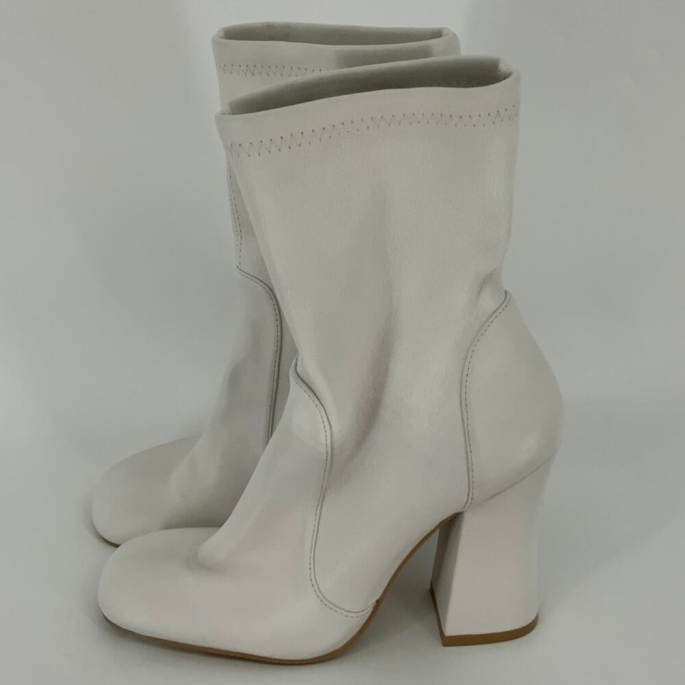 Stuart Weitzman Size 7b White Curveblock Leather … - image 3